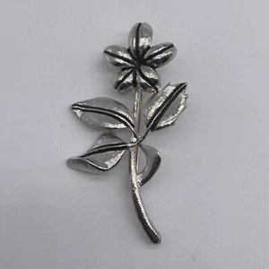 Vintage Silver Tone Flower Brooch Pin - Picture 1 of 4