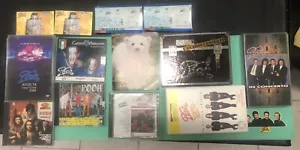 Lote Música Pooh CD DVD Y VHS Concierto y Otros Ver Descripción - Imagen 1 de 3