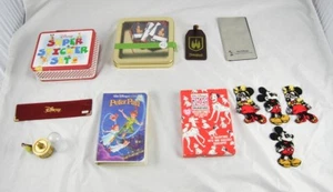 Lote de 12 pegatinas coleccionables de Disney de Mickey y Minnie Mouse de hierro en película T4P41 - Imagen 1 de 1