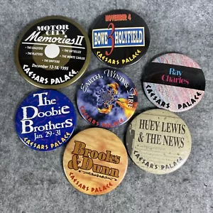 Caesars Ad Pins, Holyfield, Ray Charles, Doobie Bros, Earth Wind Fire, Huey Lewis - Bild 1 von 2