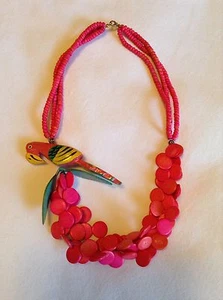 Fabulous Pink Big Parrot Bird 1980s Vintage Wood Necklace - Picture 1 of 3
