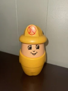 Ältere Little Tikes Jumbo Toddle Tots Junge 5" große gelbe Feuerwehrmann Figur - Bild 1 von 2