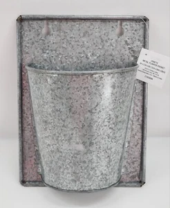 Farmhouse Galvanized Steel Hanging Wall Planter Dry Faux Flower Vase - Picture 1 of 2