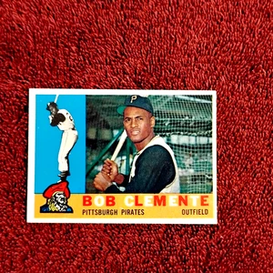 1960 Topps NO # 326 . Roberto Clemente , Piraten RF & MLB HOFer . EX/NM oder höher ? - Bild 1 von 3