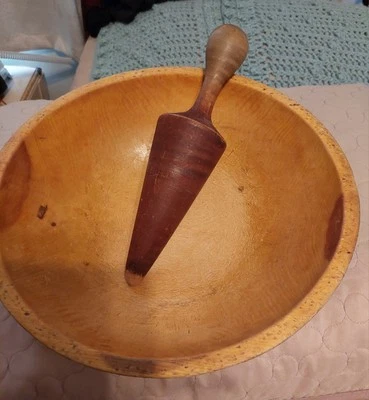 Old Minusing Wooden Dough Bowl With Pestle - Image 1 of 4