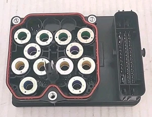 Genuine Mopar Chrysler Dodge Jeep Anti-Lock Brake Module OEM Mopar 68617078AC - Foto 1 di 7