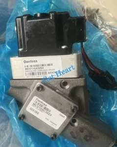 DANFOSS MCV105C3023 Control Valve  FedEx or DHL or UPS - Picture 1 of 2