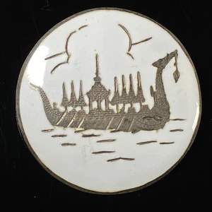 Siam Sterling Silver & White porcelain Brooch - 1-1/4" Wide / 6.55 Grams - Bild 1 von 8