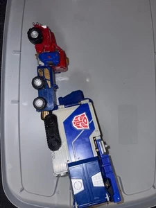 2001 Hasbro Takara Transformers  MEGATRON OPTIMUS PRIME Action Figure - Picture 1 of 6