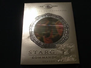 DVD Box Stargate Kommando SG-1 - Season 8 * 6-Disc-Digipak mit Holo-Cover * NEU - Bild 1 von 2