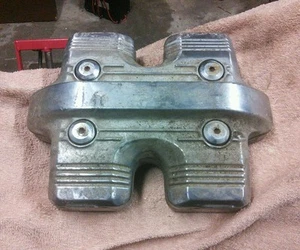 1985 Honda VF1100C V65 Magna Rear Cylinder Valve Cover - Picture 1 of 3