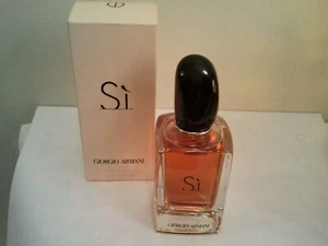 GIORGIO ARMANI SI 2017 EDP SPRAY 50ML WOMEN'S PERFUME FRAGRANCE - Picture 1 of 2