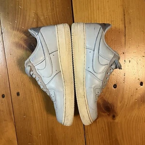 Size 10 - Nike Devin Booker x Air Force 1 LV8 PE Low Moss Point - Picture 1 of 7