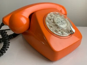 OLD SOCOTEL STYLE PHONE - VINTAGE - ORANGE - SPACE AGE - Picture 1 of 7