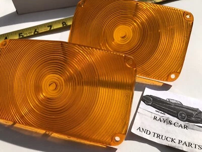 NEW PAIR REPLACEMENT 1956 CHEVROLET IMPALA BELAIR AMBER PARK LIGHT LENS - Imagem 1 de 4
