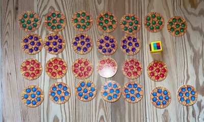 COOKIE COP Game REPLACEMENT PARTS Pieces 1997 Milton Bradley 25 cookies Die Dice - Image 1 of 2