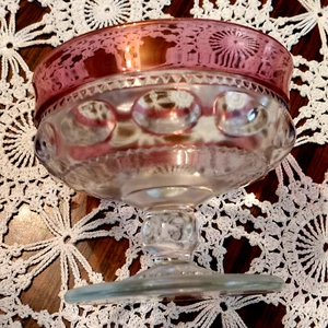 Cranberry Flash King's Crown Thumbprint Dessert Dish - Picture 1 of 4