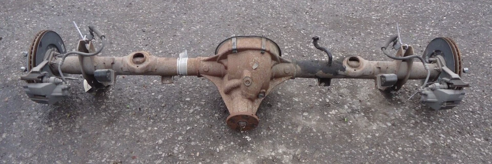 Conjunto de eje trasero Grand Marquis Crown Victoria 2003-2011 relación 2,73 136 k OEM Foto 1 de 4