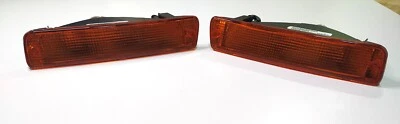 Fits Toyota Land Cruiser 1993-1997 FZJ80  front turn signals LH /RH COUPLE  - Imagem 1 de 4