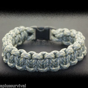 Pulsera Paracord Camuflaje Digital 9 Pies 7 Hebras 550 LB - Imagen 1 de 2