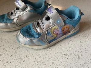 Frozen Girls Runners Size 12 Jnr  With Light Up Heels! - Picture 1 of 10