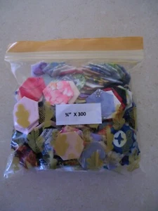 Hexagons 1 pkt of 3/4" (300) tacked cut outs. - Picture 1 of 2