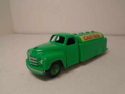 DINKY TOYS MECCANO #30pa-G STUDEBAKER CASTROL OIL TANKER  RESTORED NEAR MINT - Image 1 of 4