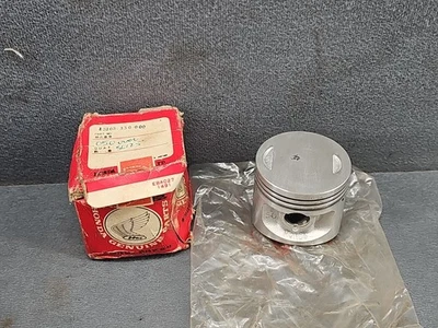 PISTÓN .50 13103-330-000 NUEVO DE STOCK GENUINO HONDA CB125S CD125S CL125S SL125S .50 Foto 1 de 4