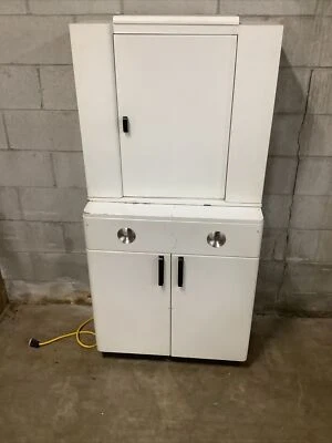 Vintage HAMILTON Medical cabinet Art Deco steel Tall Good condition industrial - Image 1 of 4