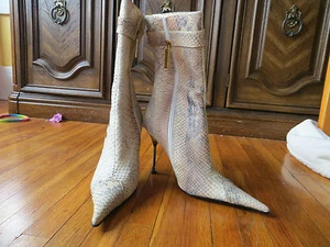 FASHION PYMES WOMENS HIGH HEELED BOOTS FAUX SNAKESKIN AND COW HAIR ZIPPER SZ 36 - Picture 1 of 9