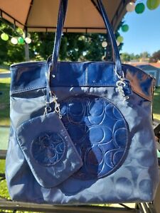 Coach Designer Laura Navy Blue Nylon/ Leather Signature Tote Bag With Wristlet