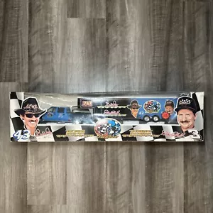 Dale Earnhardt Richard Petty Brookfield Dually & Hauler 7 Time Champion 1/24 - Picture 1 of 15