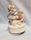 MUSIC BOX VINTAGE Porcelain Children in Coats Decorating Tree  Silent Night (A2)