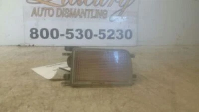 1993 1998 Volkswagen Jetta - RF Marker Light - 3B0945072 - Image 1 of 4