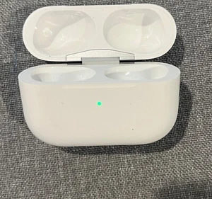 Apple AirPods Pro 2nd Gen Charging Case Replacement Lightning Only A2700 - Picture 1 of 4