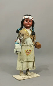 9110003 Indianer-Puppe Hertage Dolls Reservation Crafted L 29,5cm - Picture 1 of 6