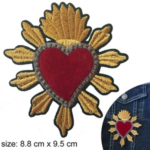 Gold framed heart iron on patch premium velvet love red hearts iron-on patches - Picture 1 of 3