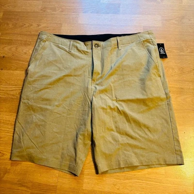 VOLCOM SHORTS MENS 42 SKATE SURF NWT - Image 1 of 4
