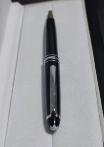 Montblanc Platinum Finish Meisterstuck Classique Luxury Ballpoint Pen 164 - NEW - Picture 1 of 3