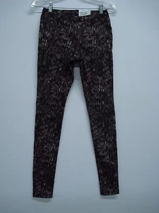 NWT Women's Hue The Original Abstract Geo Jeans Leggings Size XS Shitake #675H - Picture 1 of 3