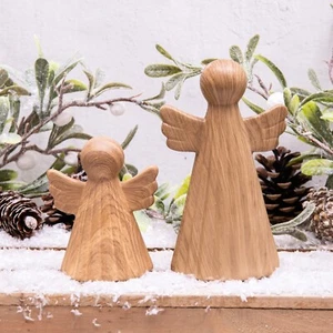 Set 2 Angeli in Porcellana Effetto Legno Intagliato Decorazione Natalizia - Foto 1 di 7