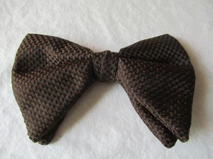 Vintage Large Rayon Bow Tie Bowtie - Picture 1 of 2