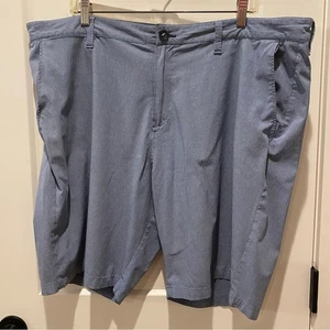 Billabong schnelltrocknende Stretch Freizeitshorts für Herren.  Größe 42. Hellblau. - Bild 1 von 8