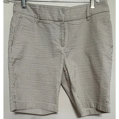 Pantalones cortos para mujer Cynthia Rowley color tostado y crema a rayas talla 10” Foto 1 de 4