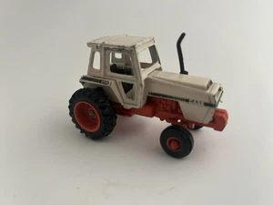 Vintage Case 2590 Tractor with Cab Ertl Diecast 1/64 scale White Orange Toy - Picture 1 of 5
