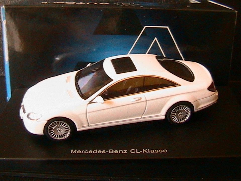 Mercedes Benz Cl Class Coupe W216 Bianca 2006 Autoart 56243 1/43 - Immagine 1 di 1