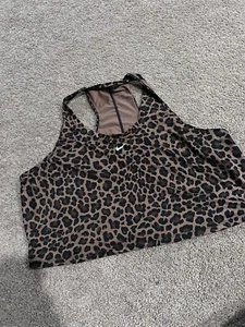 Camiseta sin mangas de entrenamiento recortada con estampado de leopardo talla grande Nike XXL salón de ocio deportivo - Imagen 1 de 8