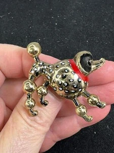 Dog Poodle Enamel Vintage Gold Brooch Pin M-6816 - Picture 1 of 3
