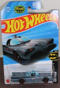 Hot Wheels Classic TV Series Batmobile Batman Light Blue 3/5 LQQK - Picture 1 of 4