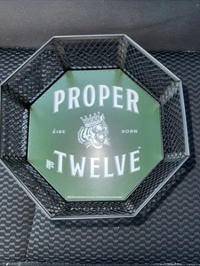 Proper Twelve Irish Whiskey. Achteck Ring Ausstellungsstück. Neu - Bild 1 von 6